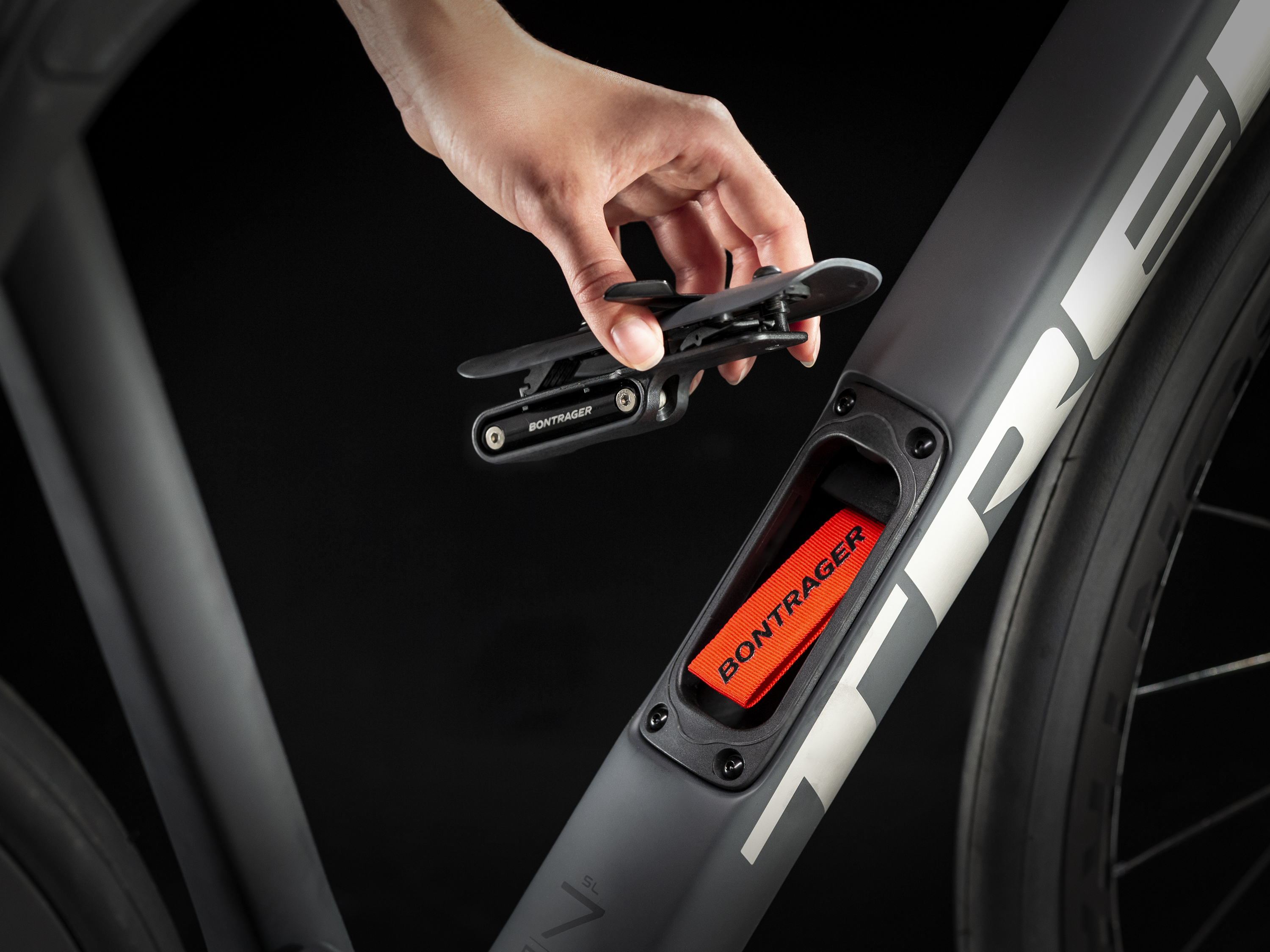 Trek domane 2021 sl7 deals